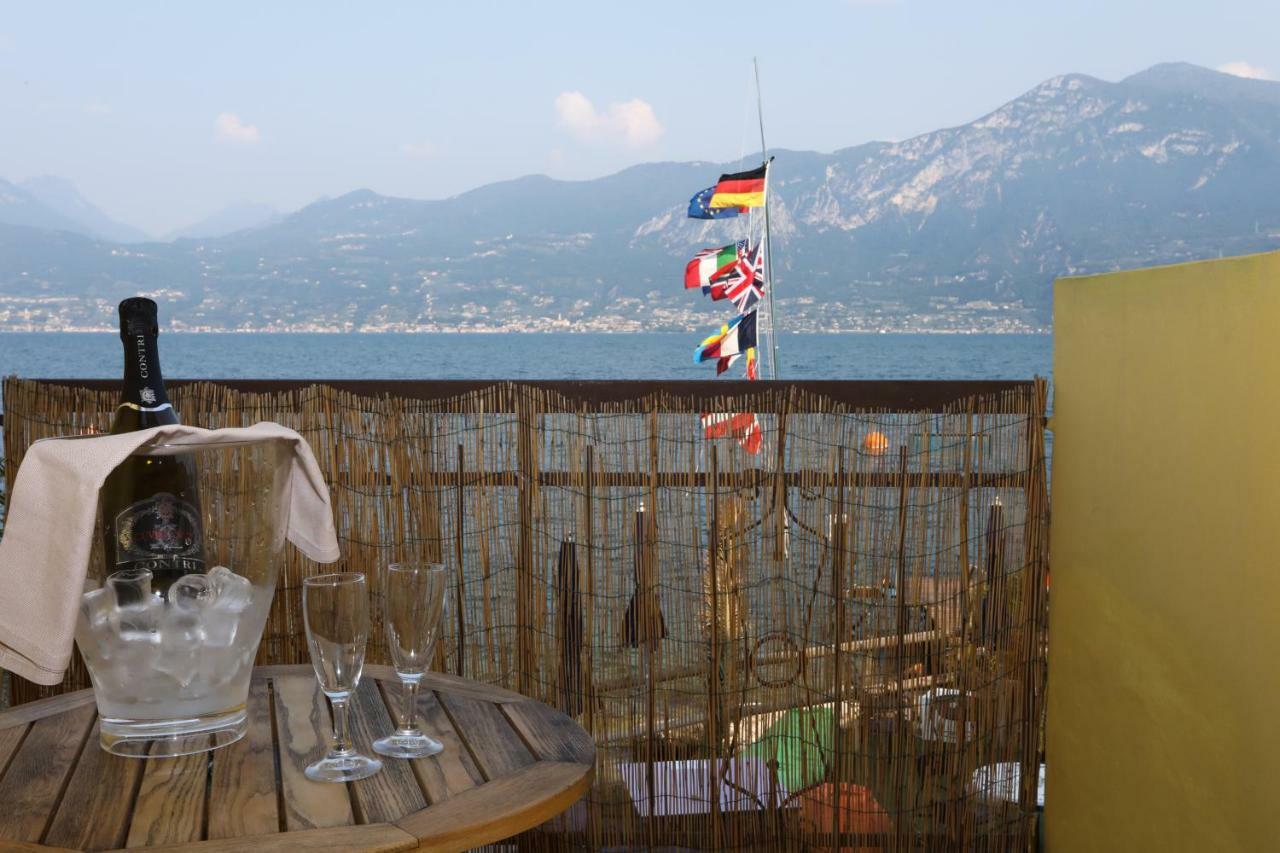 Taki Village Brenzone sul Garda Exterior photo